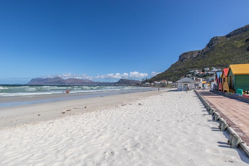 To Let 1 Bedroom Property for Rent in Muizenberg Western Cape
